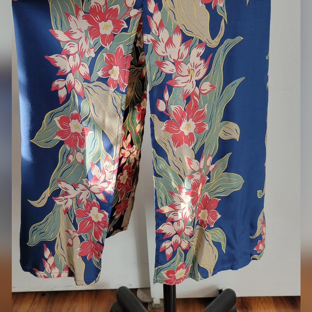 Tiki/Polynesian flower dress - Picture 16 of 17